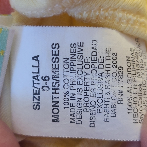 Baby Shirts With One Bib. - Picture 9 of 10